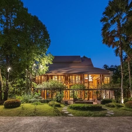 Vanasin Residence Tak Exterior photo